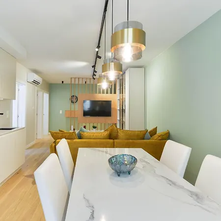 New! In Old Town Apartman *